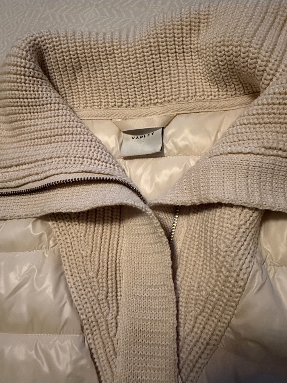 Varley Montrose puffer Jacket - Picture 7 of 16